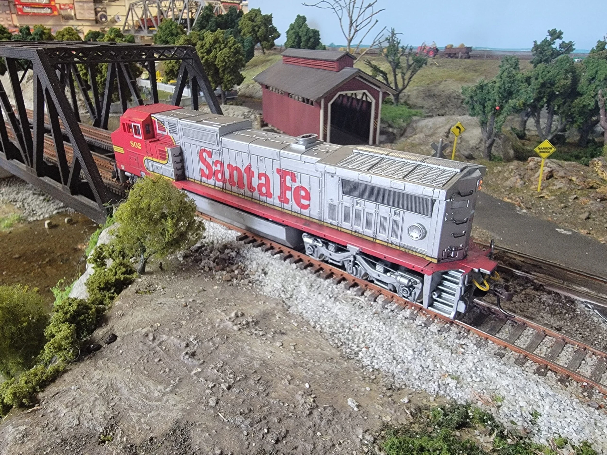 Bachmann Spectrum 86005 HO Scale GE Dash 8-40C Diesel Santa Fe ATSF 802 - USED - Image 2