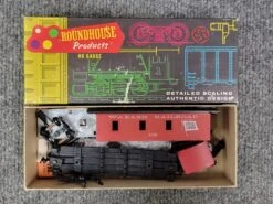 Roundhouse C404 HO Scale 3 Window Standard Caboose Kit Wabash - NOS