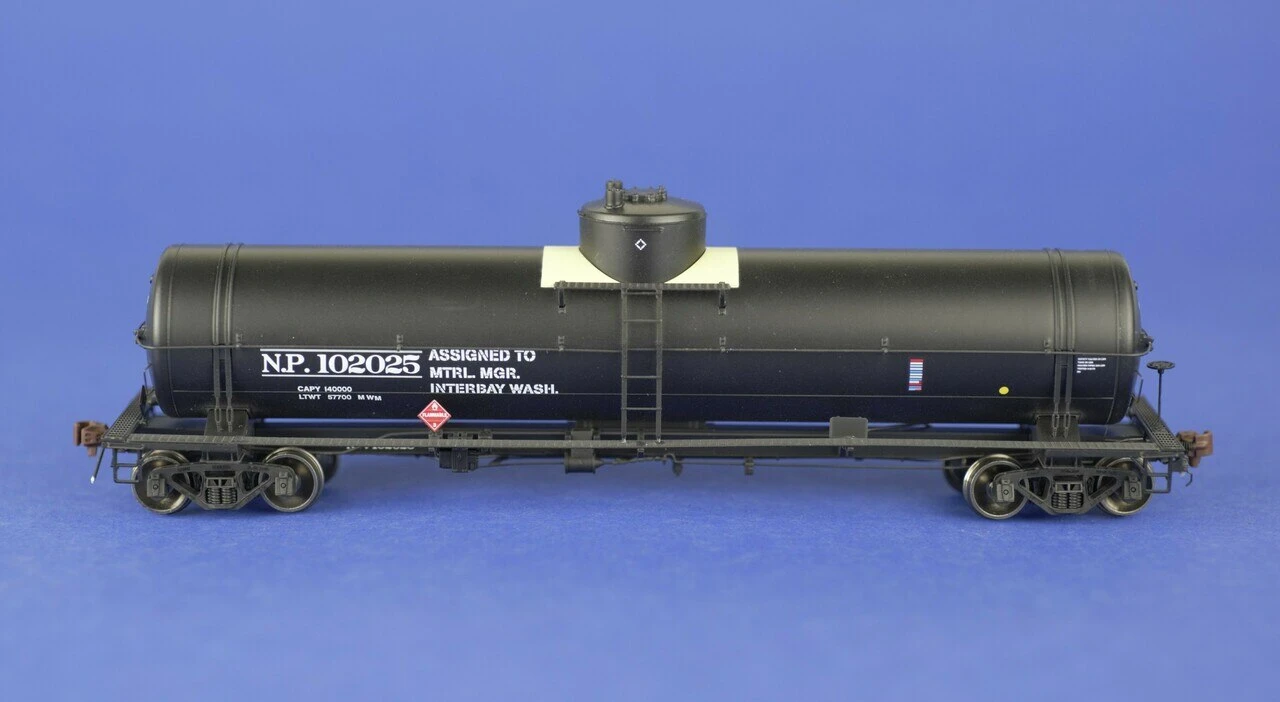 American Limited Models 1866 HO Scale GATC Welded Tank Car Northern Pacific NP 102025