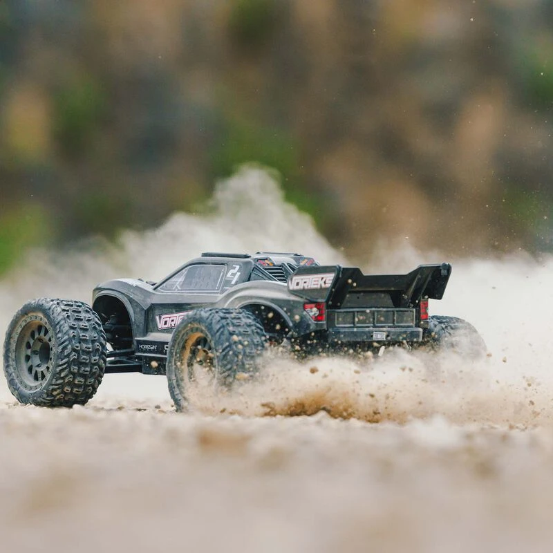 ARRMA ARA4105SV4T2 VORTEKS BOOST 4X2 Mega 1/10 RTR 2WD Stadium Truck Gun Metal - Charger/Battery - Image 8
