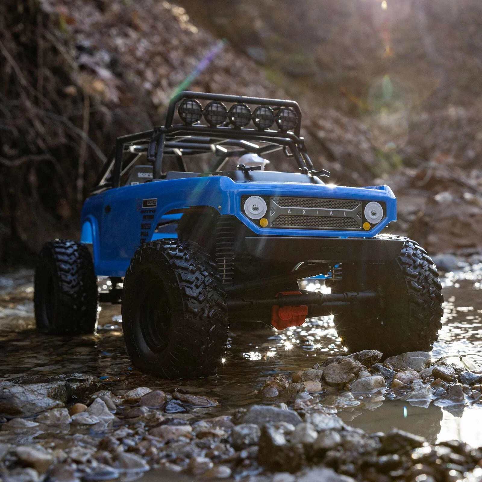 Axial AXI03025T1 SCX10 II RTR Deadbolt Crawler - Blue - Image 5