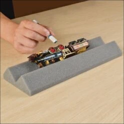 Micro-Mark 86612 HO/O Scale Soft-Touch Foam Cradle For Locomotives And Rolling Stock