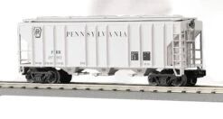 MTH 30-7537 O Gauge RailKing PS-2 Covered Hopper Pennsylvania Railroad PRR - NOS