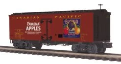 MTH Premier 20-94658 O Scale 36' Wood Reefer Canadian Pacific (Buffalo Apples) CP
