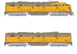 Rapido 028540 HO Scale EMD E8A + E8B Union Pacific UP 938 938B With DCC And LokSound