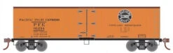 Roundhouse 85600 HO Scale 40' Wood Reefer SP/PFE 92083 - NOS