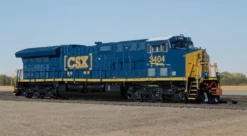 ScaleTrains Rivet 33646 N Scale GE ET44 Tier 4 Diesel "Boxcar Logo" CSXT 3404 DCC & Sound