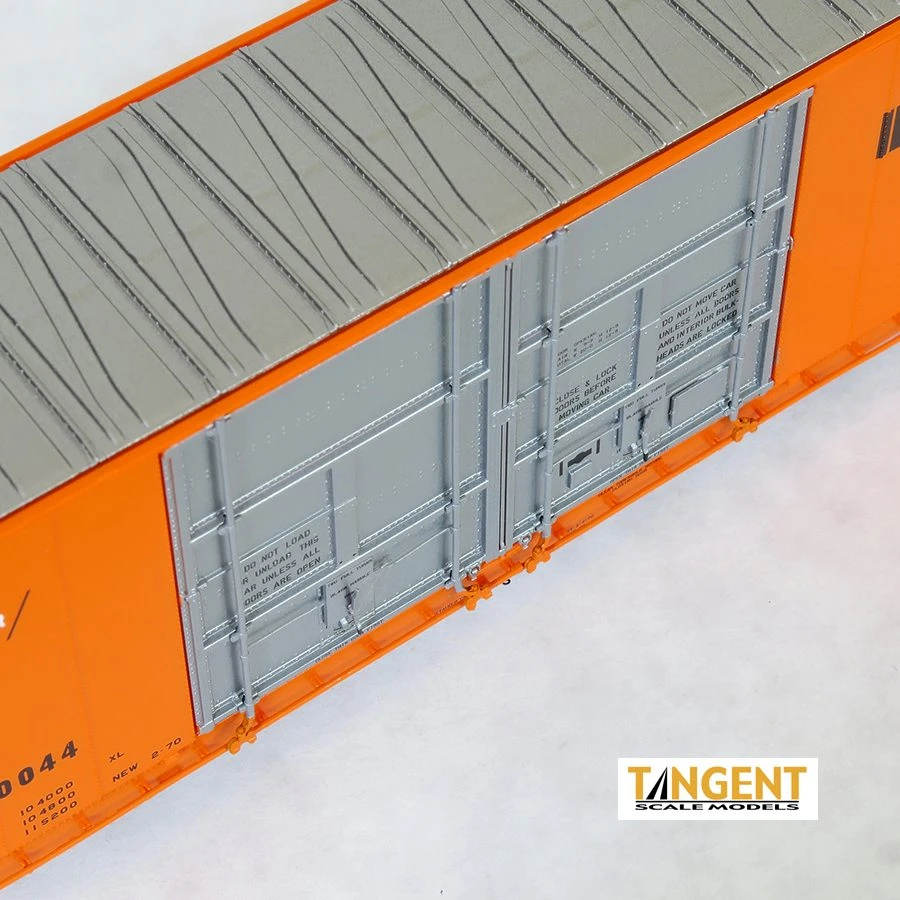 Tangent Scale Models 25519-02 HO Scale 86' Quad Door Auto Parts Boxcar Illinois Central IC 680039 - Image 3