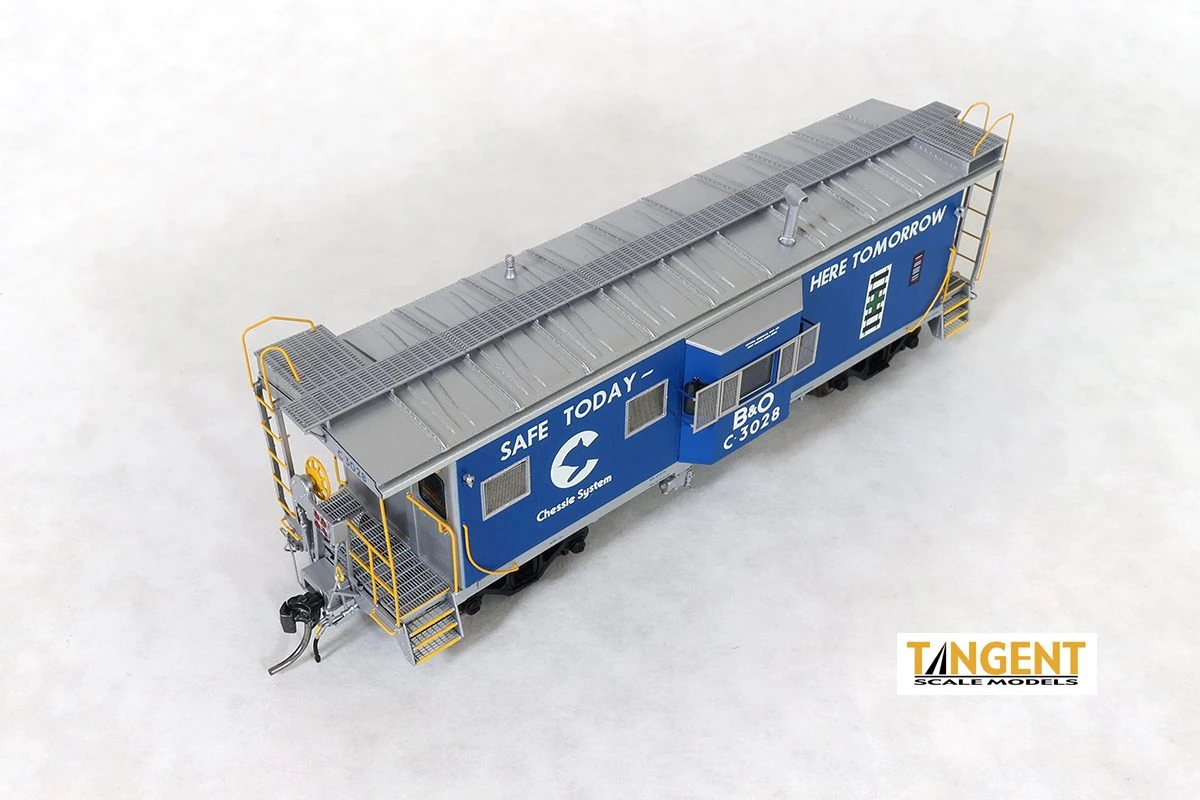 Tangent Scale Models 60023-01 HO Scale ICC B&O I-18 Caboose Dark Blue Chessie Safety C-3028 - Image 3