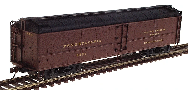 Walthers 932-5882 HO Scale Pennsylvania RR Class R50b Express Reefer (Post War) PRR 2561