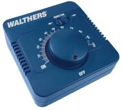 Walthers Controls 942-4000 Multi Scale DC Power Pack