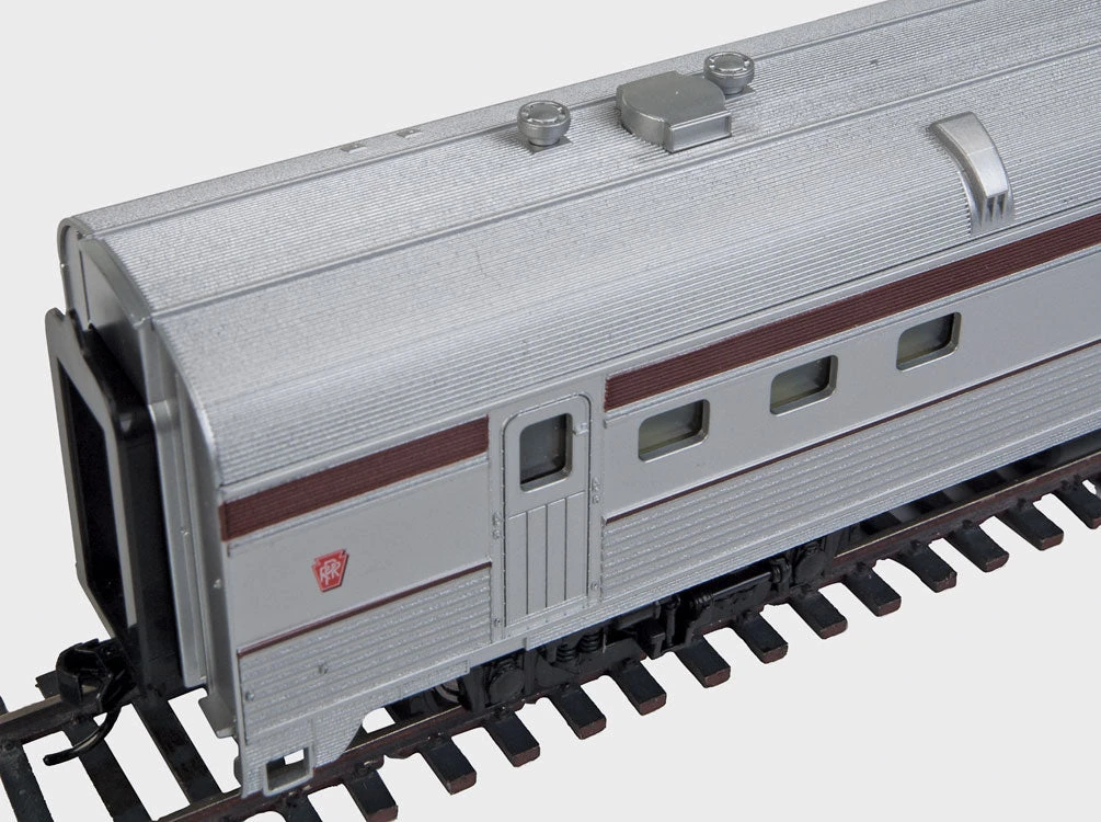Walthers Mainline 910-30156 HO Scale 85' Budd Diner Pennsylvania PRR - Image 2