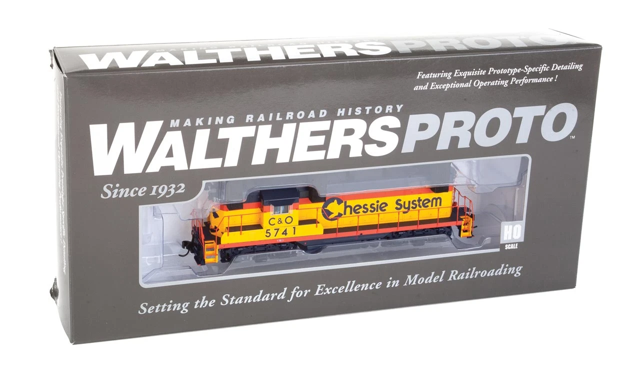 Walthers Proto 920-42402 HO Scale EMD GP7 Chessie System C&O 5741 DCC And Sound - Image 2
