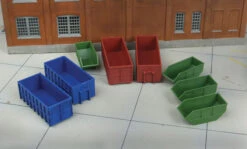 Walthers SceneMaster 949-4106 HO Scale Industrial Dumpsters - Kit