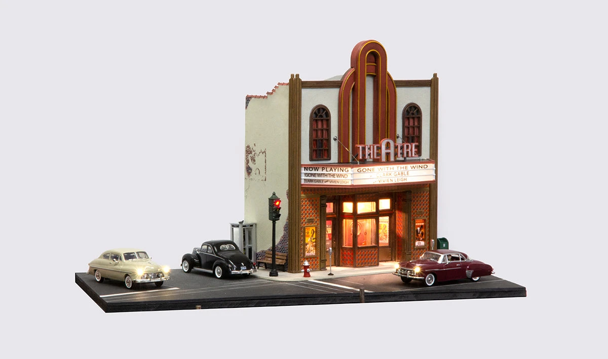 Woodland Scenics Woodland JP5664 O Scale Just Plug Pedestal Traffic Lights - Image 2