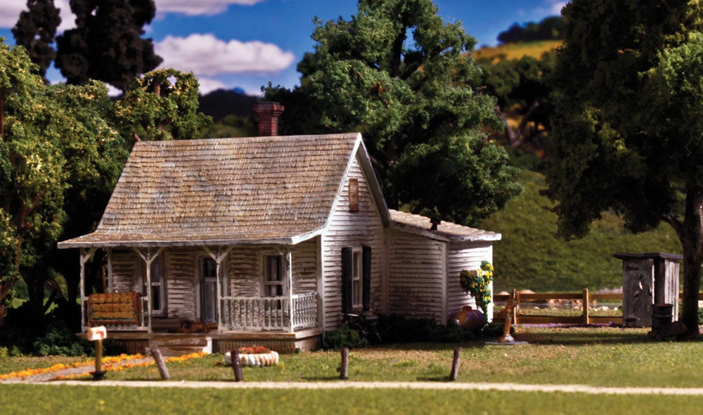 Woodland Scenics BR4933 N Scale Built Up Structure - Old Homestead - LED - Image 7