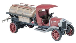 Woodland Scenics D242 HO Scale Scenic Details - Tank Truck, Diamond T