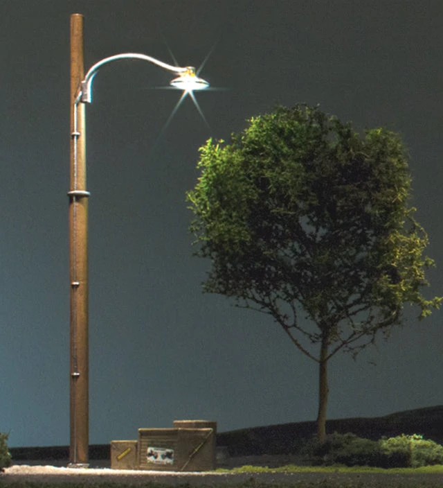 Woodland Scenics JP5638 N Scale Just Plug Street Lights - Wooden Pole (3-Pack) - Image 3