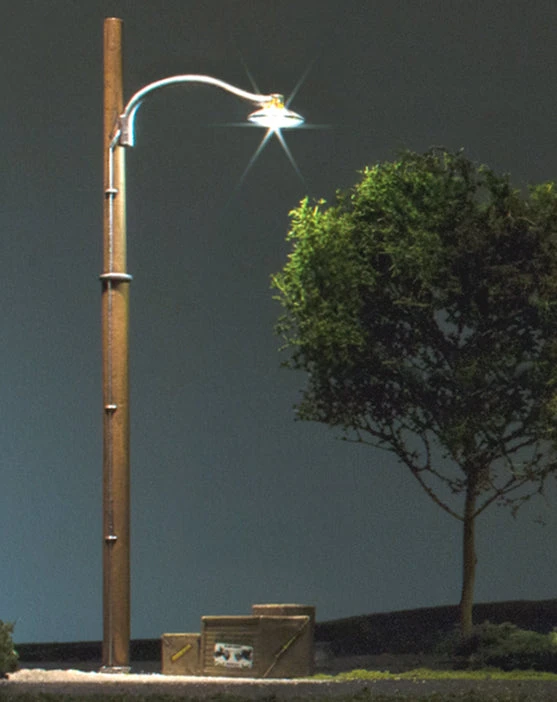 Woodland Scenics JP5646 O Scale Just Plug Street Lights - Wooden Pole (2-Pack) - Image 3